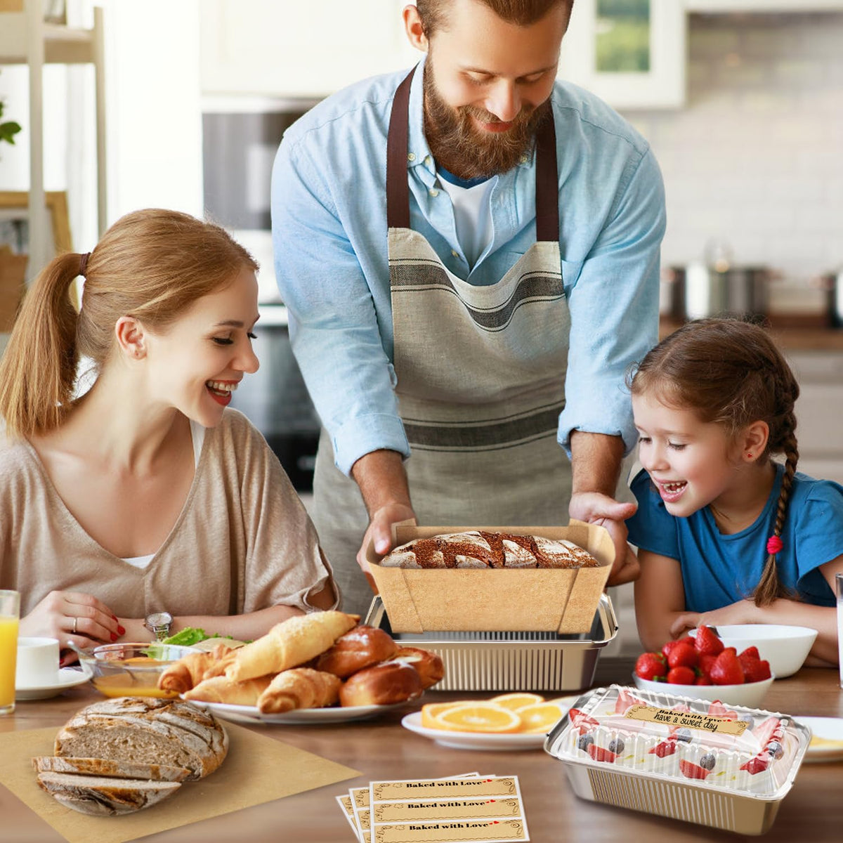 Gyreuni disposable baking pans ideal for camping, catering, and home baking.