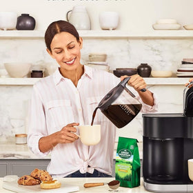 Hakano carafe for Keurig, spill-free pour and daily use