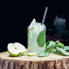 HÅLM made-in-Germany glass straw showing premium craftsmanship