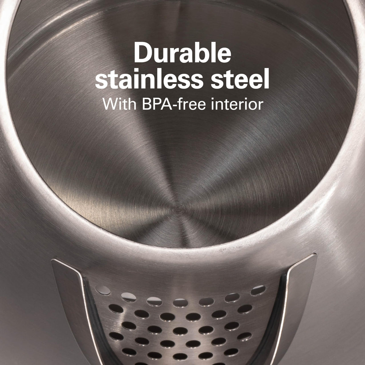 Hamilton Beach drip-free spout minimizes spills during pouring