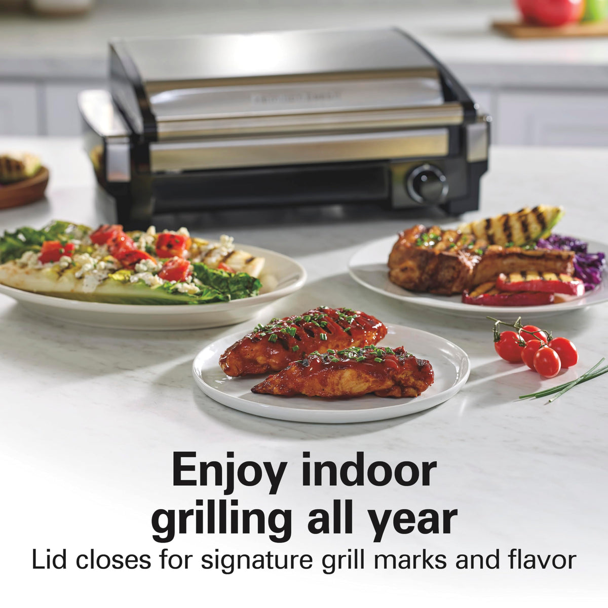 Hamilton Beach hooded design helps lock in flavor during indoor grilling.