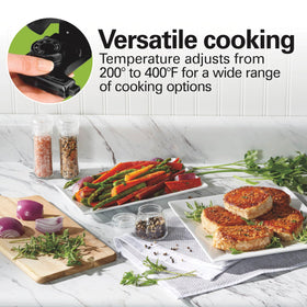 Hamilton Beach tempered glass lid keeps watch on simmering meals.