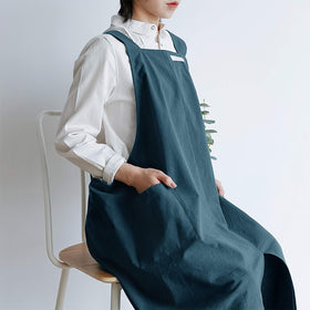 HANEE garden work with deep teal apron for tidy, organized tasks