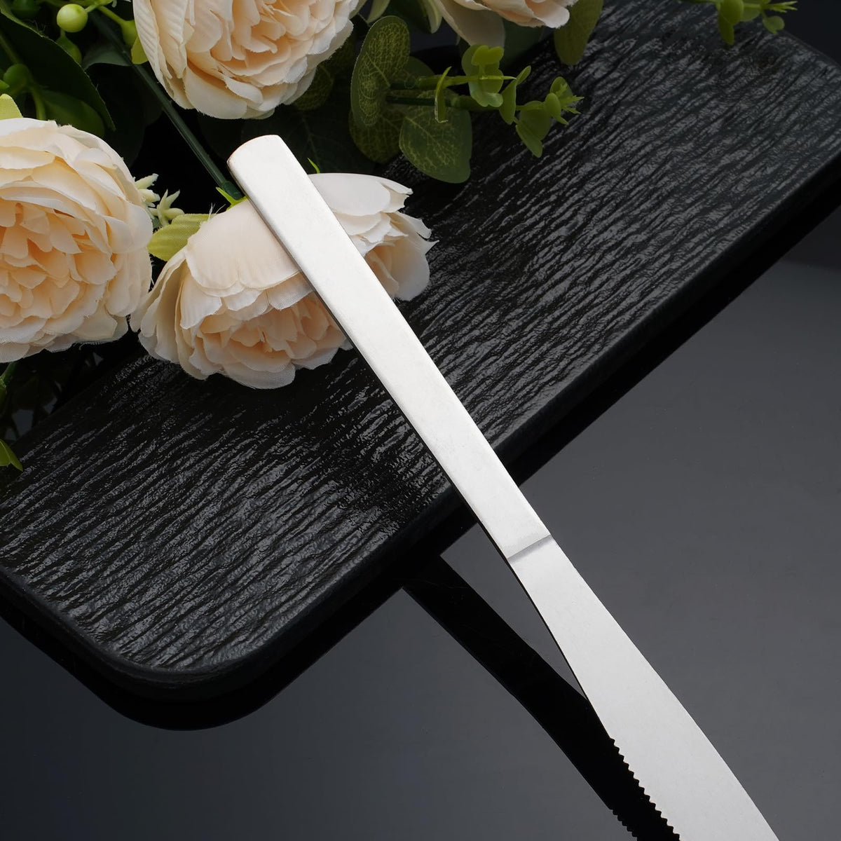 Hansmart butter knives included for smooth spreads and serving