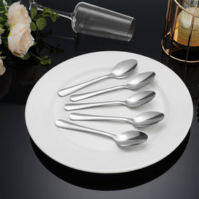 Hansmart Windsor dinner and dessert spoons with sleek silver finish.