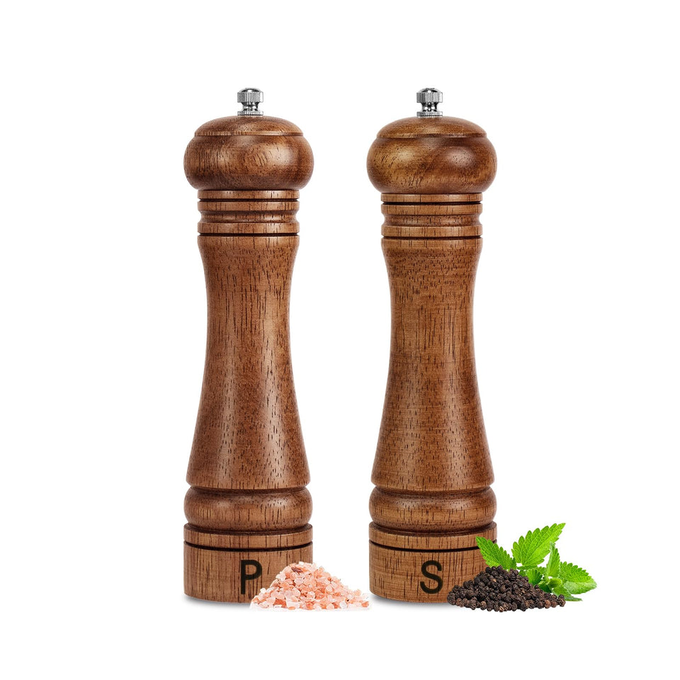 Haomacro oak wooden grinder set with natural grain for elegant seasoning.