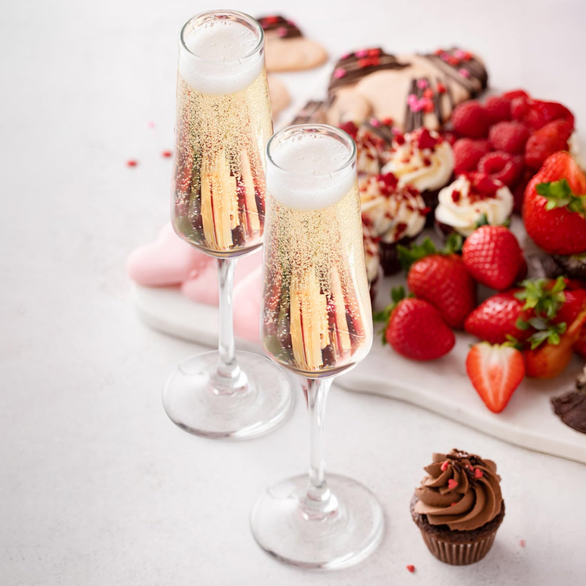 Haoxishui hand-blown champagne flutes with slender stems for graceful toasts.