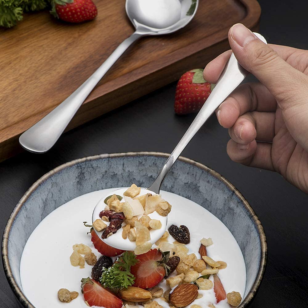 Happy Kit dishwasher-safe spoons simplify cleaning and daily meals.