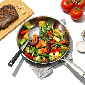 HAPPY KIT ladle spoon great for serving soups and hot sauces safely.