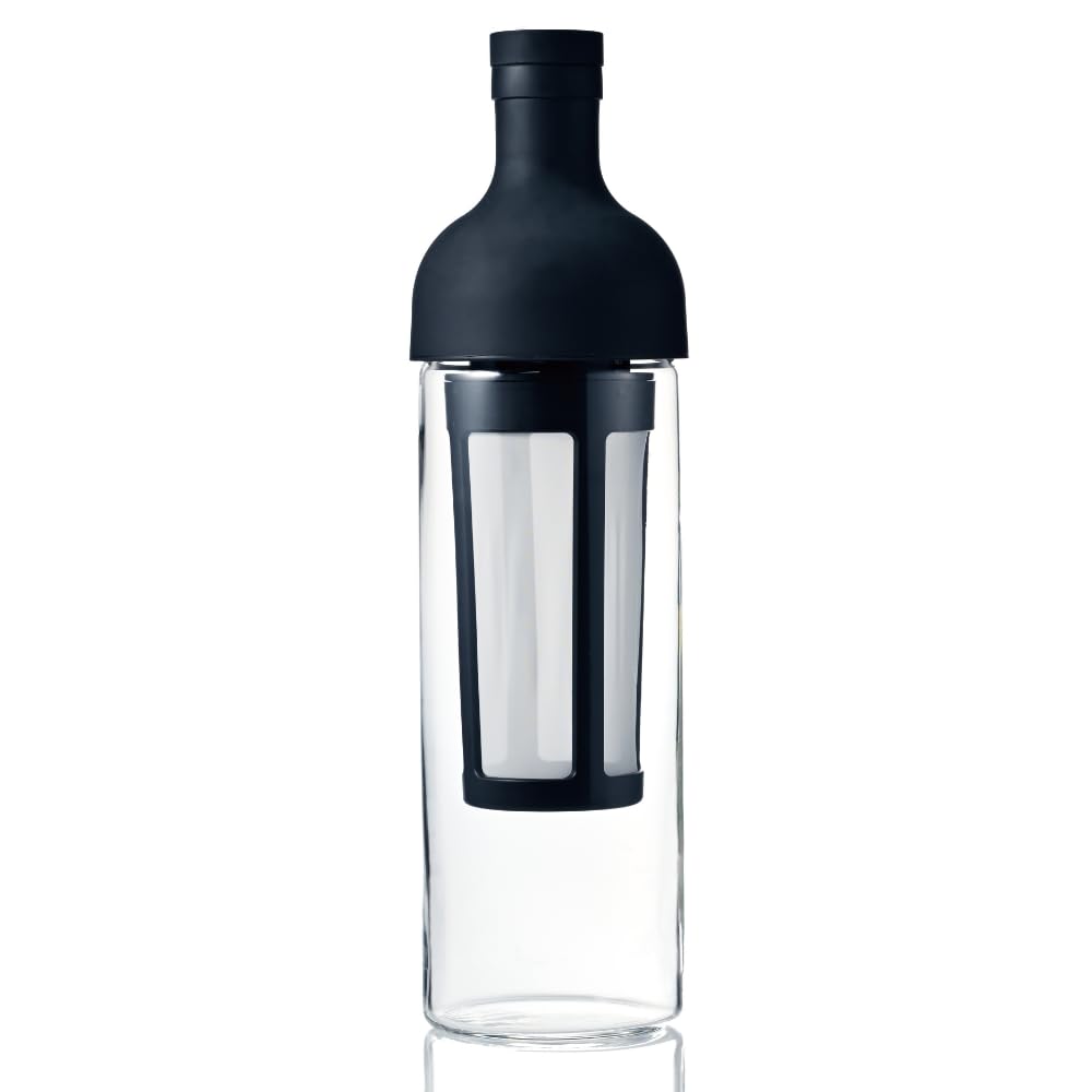 HARIO 650ml black cold brew bottle with heatproof glass for smooth pouring.