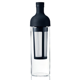 HARIO 650ml black cold brew bottle with heatproof glass for smooth pouring.