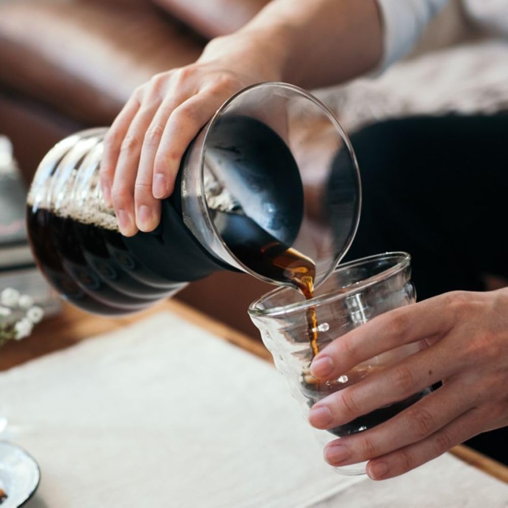 Hario decanter with rubber grip enhances safe handling.