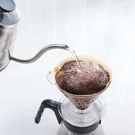 Hario V60 server dimensions help stable placement on counters.
