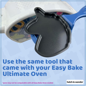 Hatch & Wander heart pan for Easy Bake Oven inspires cute, shareable snacks.