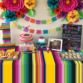 Hauwellter large rectangle tablecloth covers a long banquet table