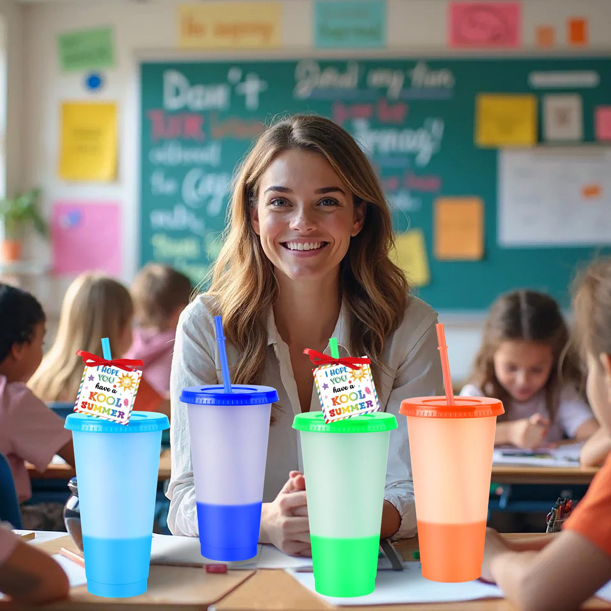 Hauwellter spill-resistant lids keep drinks secure during school activities.