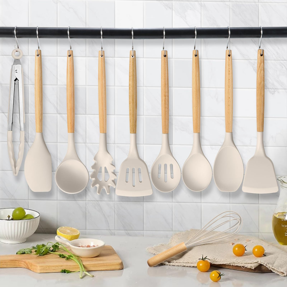 HaWare pasta server with silicone head and wooden handle for safe mixing.
