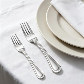 HaWare pearled-edge table setting image demonstrates versatile everyday use