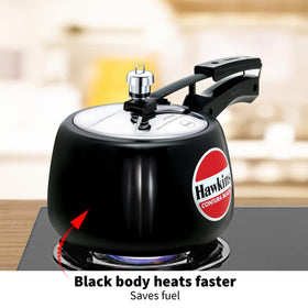 HAWKINS Contura Black stainless steel lid ensures reliable sealing.