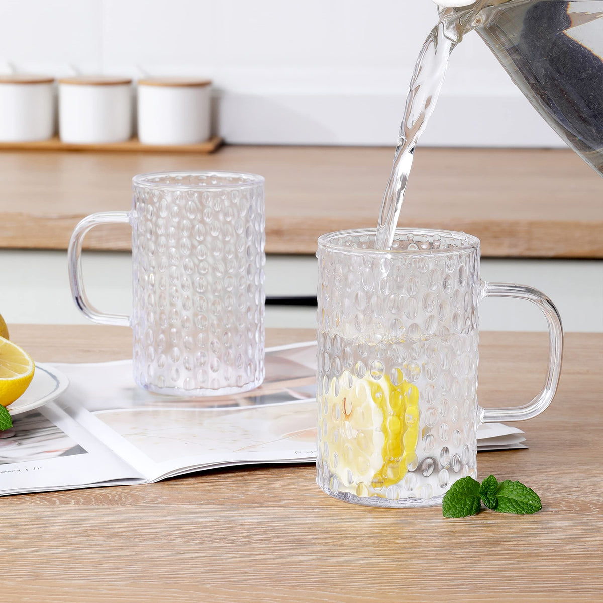 Lightweight Hawnn mug feels effortless to hold during daily rituals.