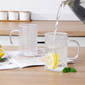 Lightweight Hawnn mug feels effortless to hold during daily rituals.