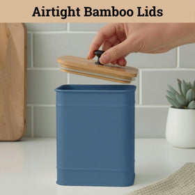 HB Design Co. sturdy metal handles enable one-handed opening.