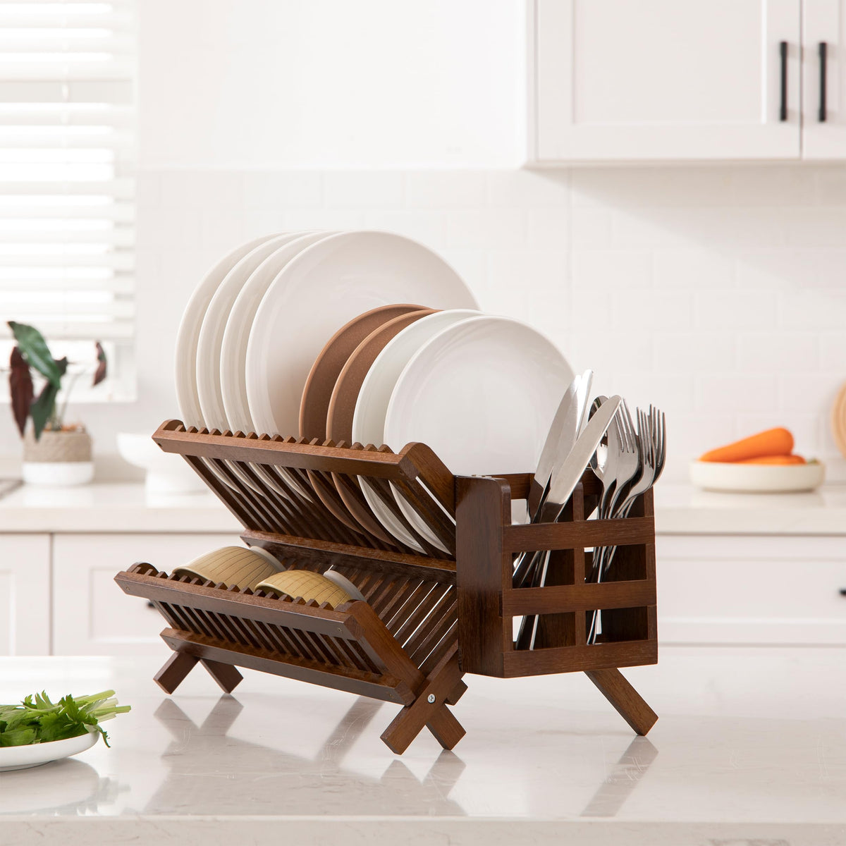 HBlife teak wood with metal clips enables easy hanging