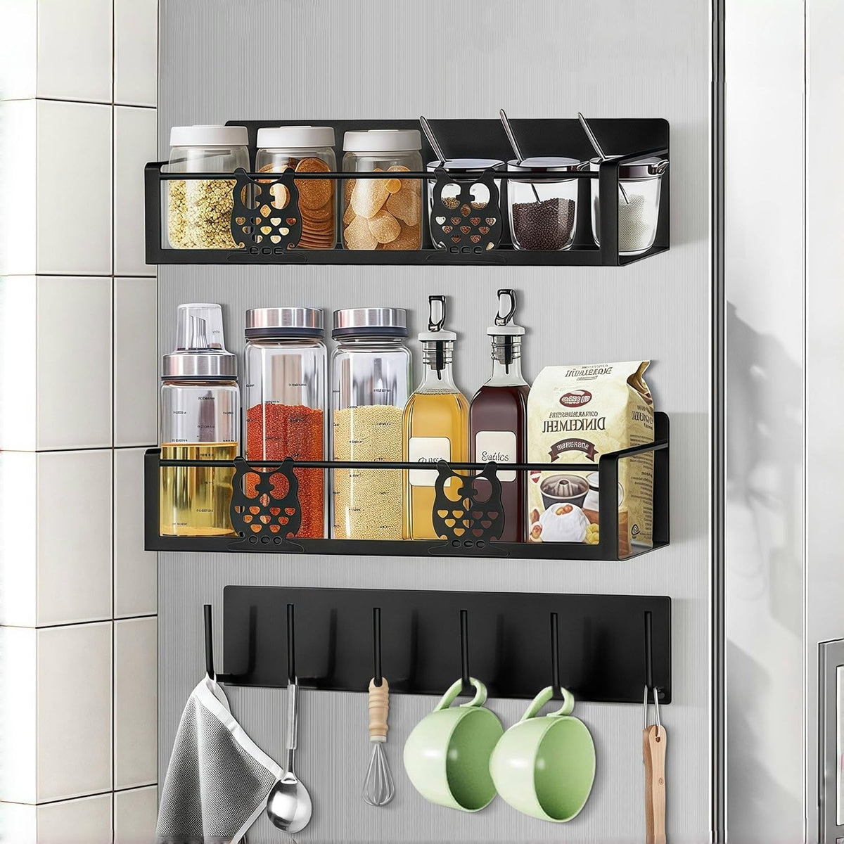 HCBaoXGui heavy-duty magnets keep jars secure on metal surfaces during busy cooking.