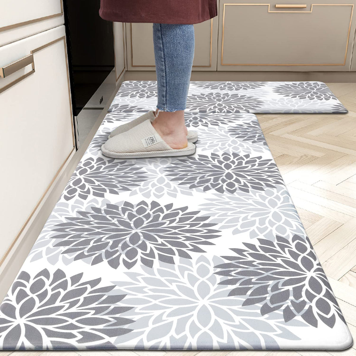 HEBE anti-fatigue kitchen mat front view cushions feet during cooking