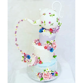 Hedume pink lace designs bring eye catching accents to desserts
