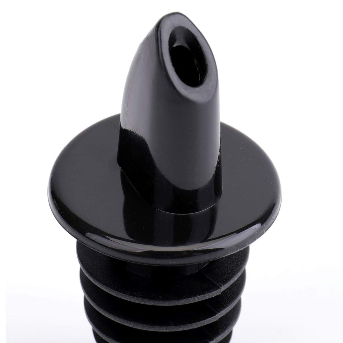 Hedume leakage-proof pourers keep countertops dry during service.