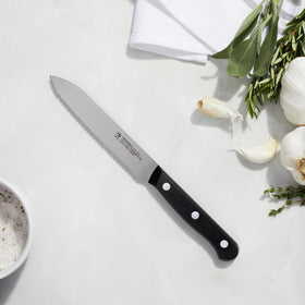 Henckels dishwasher-safe cleanup helps maintain rust-free blades.