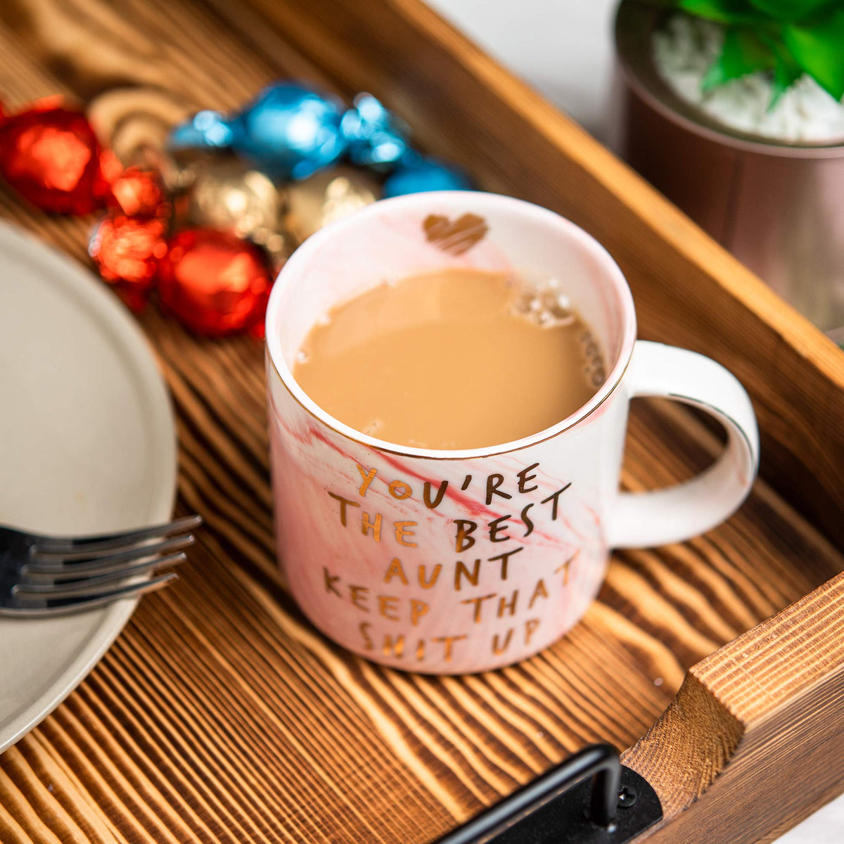 Large Hendson ceramic mug ideal for long chats and refills