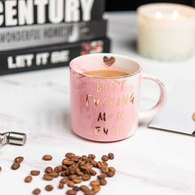 Hendson Gold accents mug, a touch of luxury for mom’s mornings.