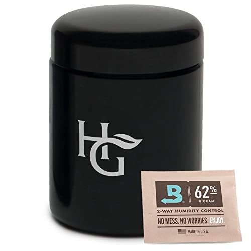 Humidity pack helps maintain moisture balance for longer freshness.
