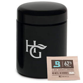 Humidity pack helps maintain moisture balance for longer freshness.