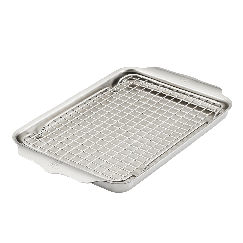 Hestan Provisions OvenBond top view pan showing even heat potential and size