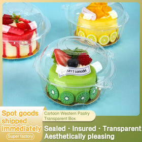 Hewnda plastic cake slice container ideal for catering and sale.