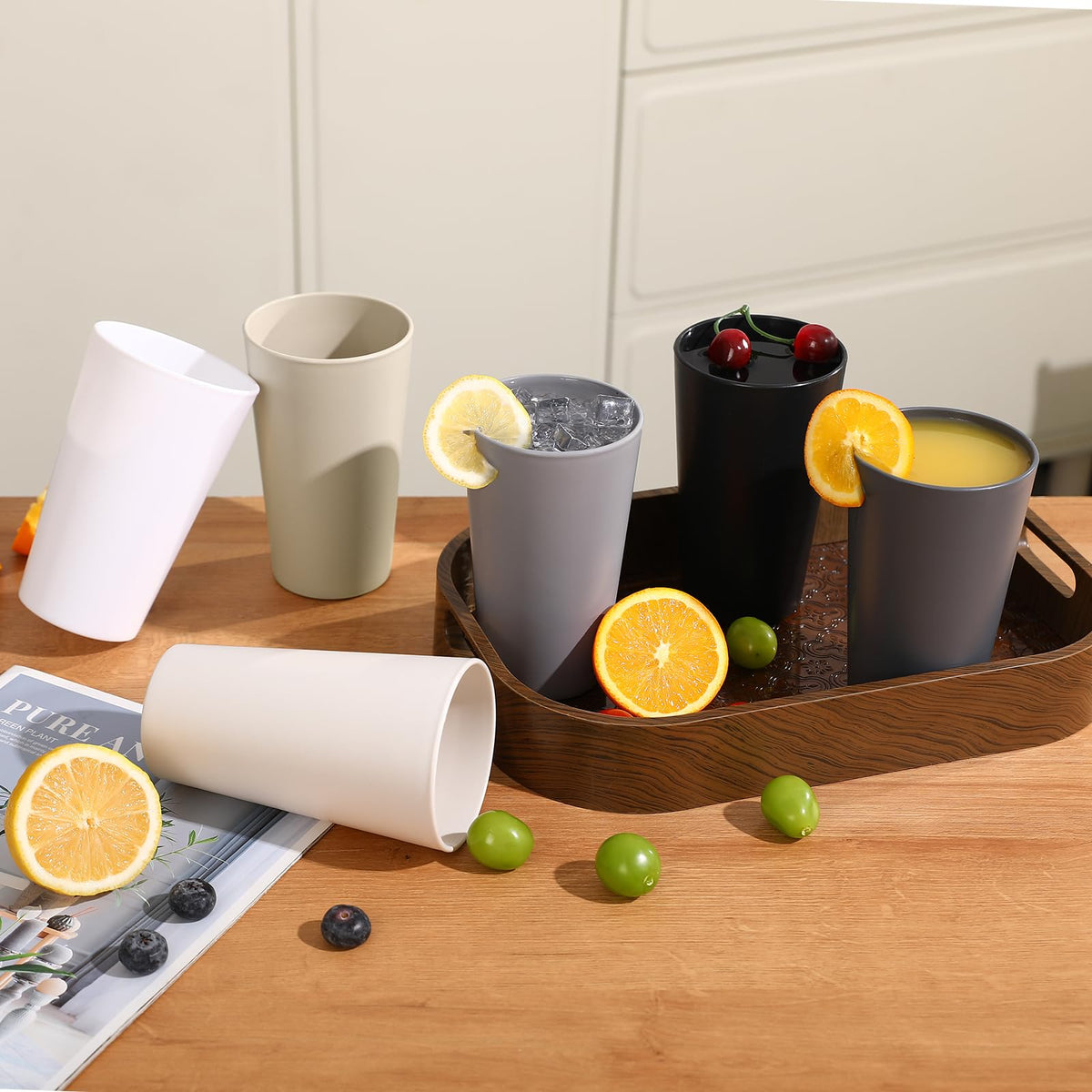 HEYCOME 20oz capacity suits water, juice, or iced beverages with confidence.