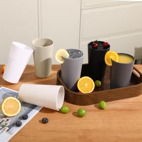 HEYCOME 20oz capacity suits water, juice, or iced beverages with confidence.