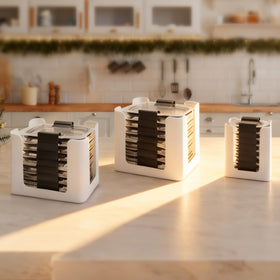 Hhyoisn holds up to 24 Rubbermaid Brilliances lids in one place.