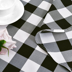 Hiasan checkered round tablecloth easy cleaning after spills and messes.