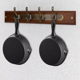 Hiceeden cast-iron oven-stovetop-use image communicates versatile heat source compatibility.