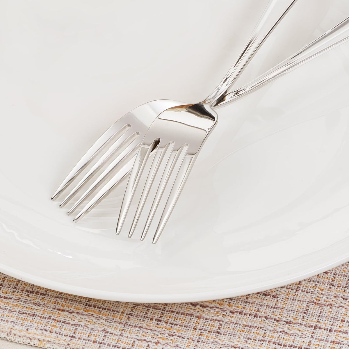 HIKAA classic design complements existing flatware for any table setting.