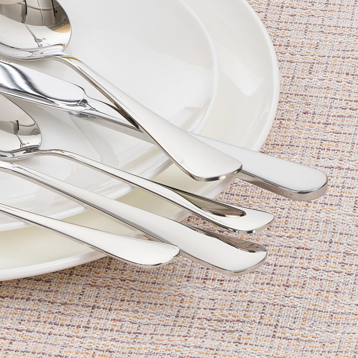 HIKAA Versatile spoons for home use, hotels, weddings, and catering.