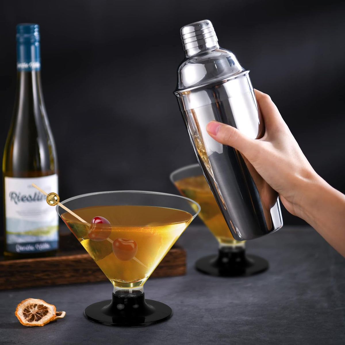 Himake crystal-clear cocktail glasses elevate dessert or drink stations
