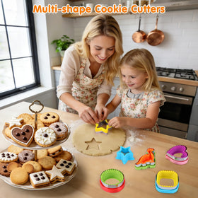 HINZER heart-cut sandwich cutter ideal for creative kid-friendly lunches
