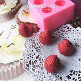 HiParty berry mold set shown for coordinated decorating and easy use.