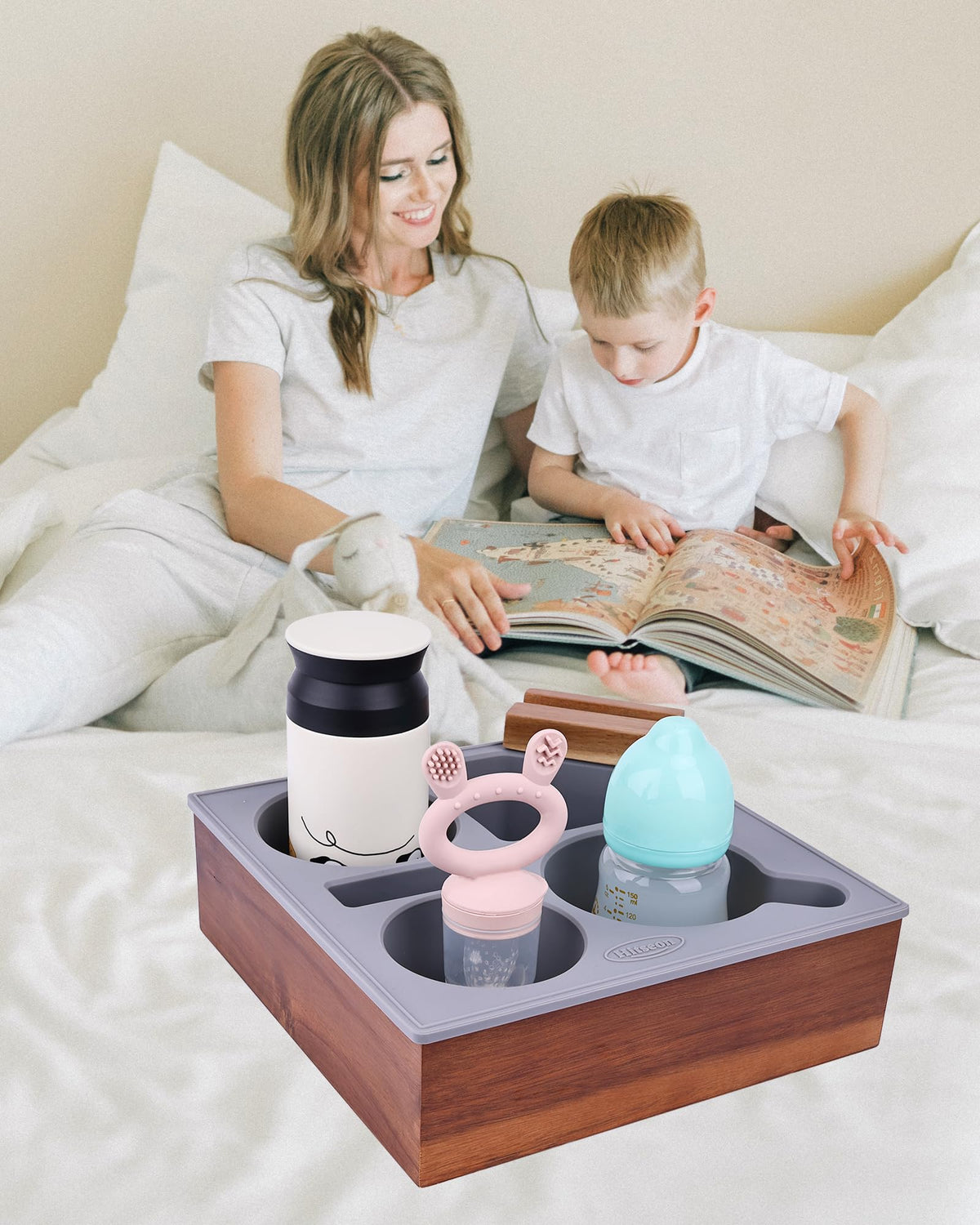 Hitseon couch tray's 360° bracket enables flexible viewing angles.