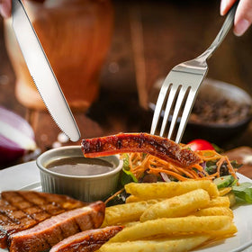 Hiware classic-design silverware complements modern and traditional table settings.